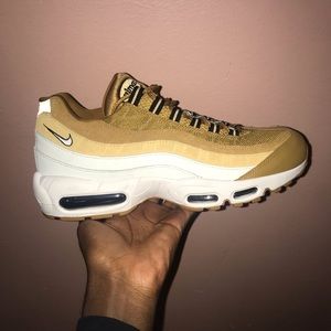 Nike Air Max 95 Essentials Wheat